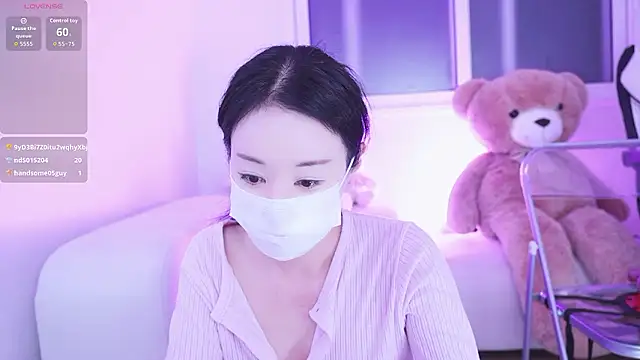 Snapshot of sexyjoy95 chatting on April 22, 2026, 10:44 am sexyjoy95 online show from April 22, 2026, 10:44 am