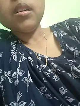 hotbhabhi 0 online show from April 13, 2026, 1:04 pm