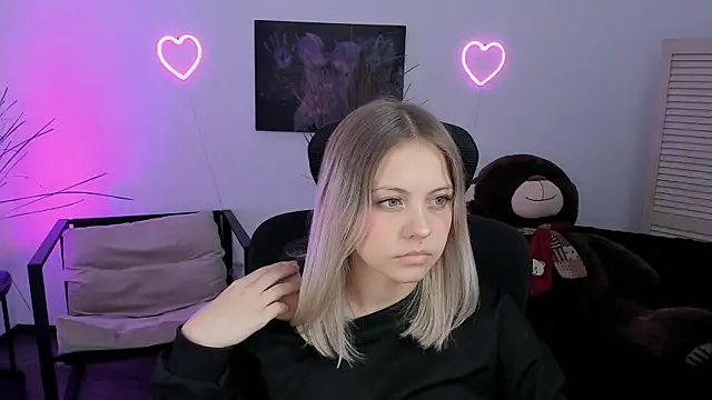 BlossomVibe online show from April 9, 2026, 10:21 am