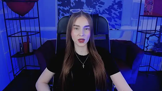 Snapshot of SparkleRoses chatting on April 14, 2026, 9:47 am SparkleRoses online show from April 14, 2026, 9:47 am