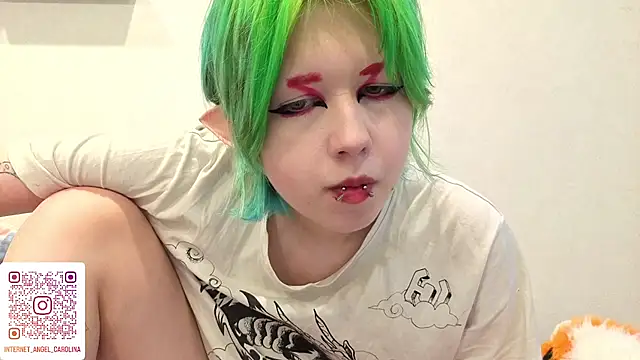 Snapshot of LittleKittenStar chatting on June 28, 2026, 11:44 pm LittleKittenStar online show from June 28, 2026, 11:44 pm