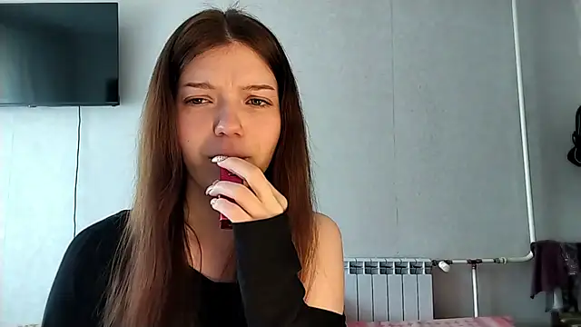 Snapshot of Helgawithyou chatting on March 31, 2026, 2:19 pm Helgawithyou online show from March 31, 2026, 2:19 pm