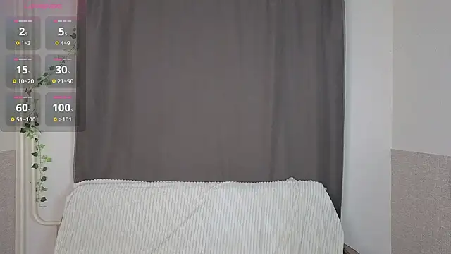 Snapshot of Emily_Nelsonn chatting on July 7, 2026, 5:38 pm Emily Nelsonn online show from July 7, 2026, 5:38 pm