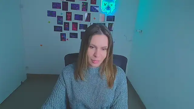 Kira raaaa online show from April 10, 2026, 5:25 am