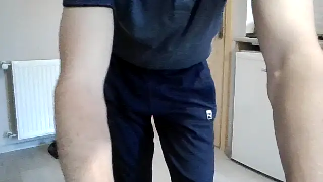 alekssierto online show from April 7, 2026, 10:39 am