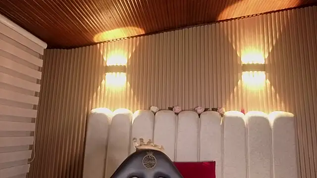 Melannyy V online show from March 30, 2026, 12:50 pm