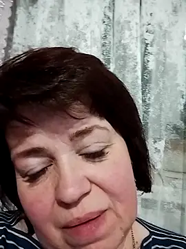 ViktoriaToytor55 online show from April 15, 2026, 7:18 pm