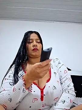 Megan hugeboobs online show from April 8, 2026, 12:50 pm