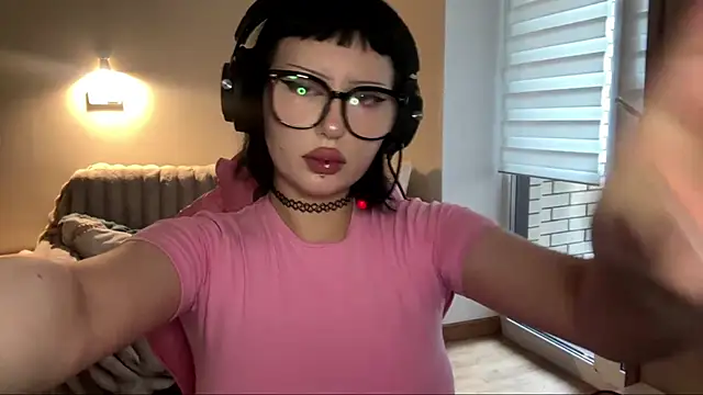 Snapshot of Setty_Asky chatting on April 24, 2026, 12:40 pm Setty Asky online show from April 24, 2026, 12:40 pm