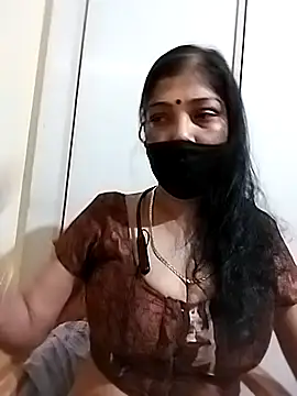 SanthiyaTamil01 online show from April 15, 2026, 8:42 pm