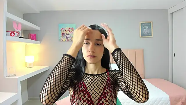 Snapshot of Violetta_keller chatting on April 17, 2026, 12:52 pm Violetta keller online show from April 17, 2026, 12:52 pm