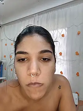 Snapshot of isabellahofmann chatting on June 2, 2026, 6:08 pm isabellahofmann online show from June 2, 2026, 6:08 pm