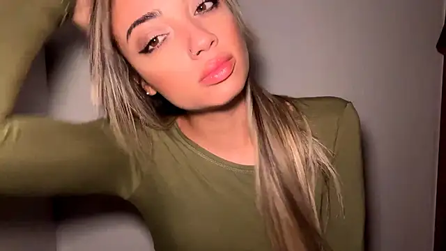 MarlysZlotnick online show from April 13, 2026, 9:02 am