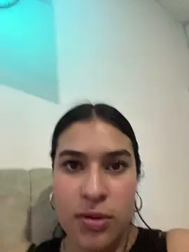 Snapshot of Valkiria77_Eup chatting on April 7, 2026, 11:28 pm Valkiria77 Eup online show from April 7, 2026, 11:28 pm