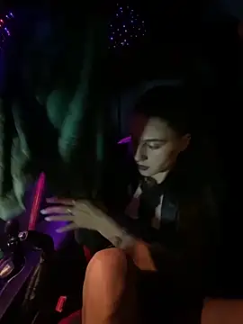 valery evan online show from April 14, 2026, 6:24 pm