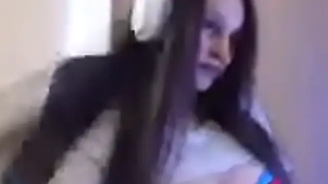 Snapshot of RiffedEye chatting on April 13, 2026, 2:10 pm RiffedEye online show from April 13, 2026, 2:10 pm