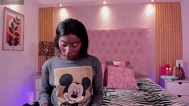 Snapshot of Jorinde_Sexy chatting on April 23, 2026, 3:46 am Jorinde Sexy online show from April 23, 2026, 3:46 am