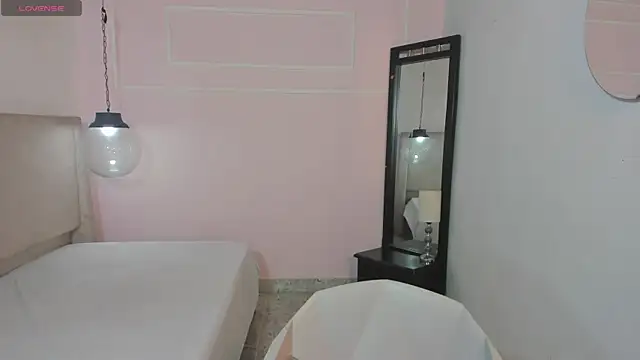 MilaHeat1 online show from April 12, 2026, 8:56 pm