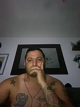 HOTB0Y18 online show from March 30, 2026, 9:11 am