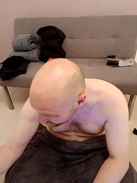 pitch 122 online show from April 18, 2026, 7:07 pm