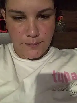 iamvaneg online show from April 15, 2026, 1:22 am