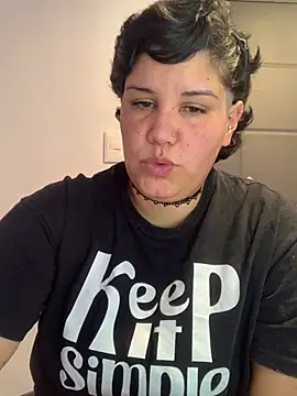 iamvaneg online show from April 10, 2026, 6:26 pm