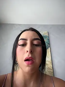 KattyCollins  online show from April 16, 2026, 8:31 pm