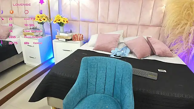 Honney Taylor online show from April 3, 2026, 6:58 pm