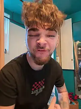 dommydom7177 online show from March 24, 2026, 12:05 pm