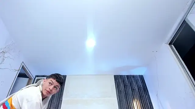 Apolo jonnes online show from April 5, 2026, 11:22 pm