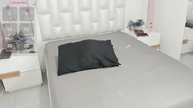 Snapshot of KylieLumi chatting on March 27, 2026, 12:17 pm KylieLumi online show from March 27, 2026, 12:17 pm