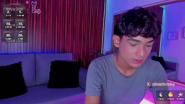 Oliver20   online show from March 25, 2026, 4:56 am