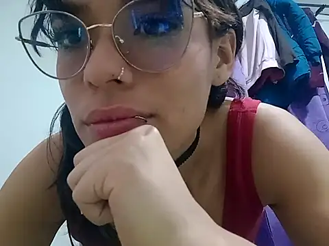 avalustyy online show from March 24, 2026, 11:05 pm