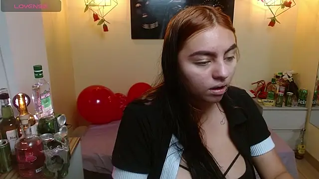 Snapshot of Miley_Clarck chatting on April 30, 2026, 12:34 pm Miley Clarck online show from April 30, 2026, 12:34 pm