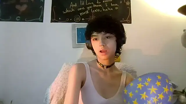 Snapshot of Tabitta_ chatting on June 8, 2026, 8:31 pm Tabitta online show from June 8, 2026, 8:31 pm