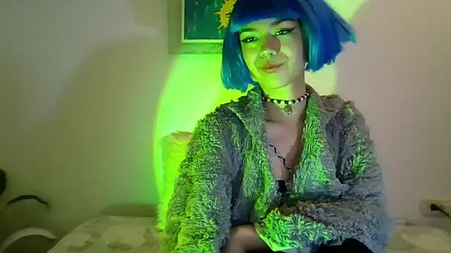 Snapshot of Tabitta_ chatting on May 18, 2026, 12:00 am Tabitta online show from May 18, 2026, 12:00 am