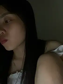 Zumpii-0 online show from April 2, 2026, 9:43 pm