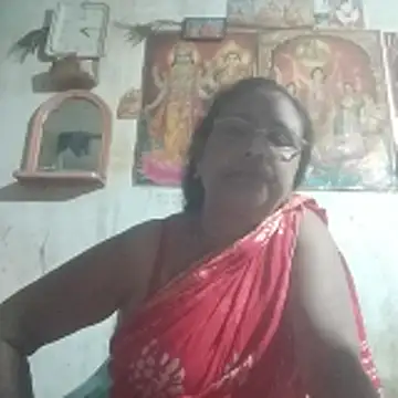 Riya45326 online show from April 15, 2026, 10:43 am