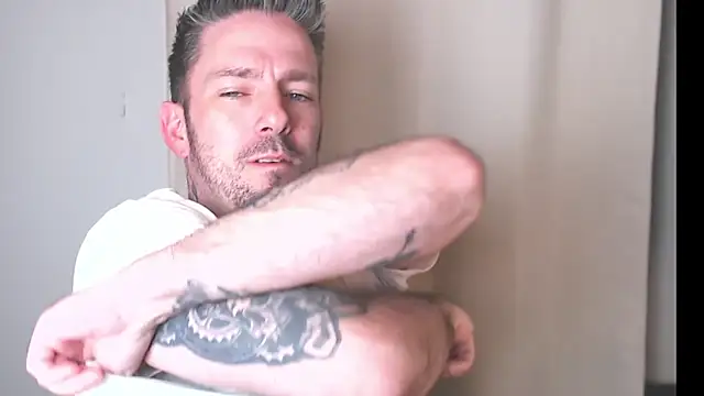 SkylarrGrey online show from March 29, 2026, 7:10 am