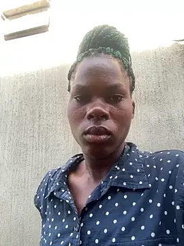 Snapshot of vvhffrd chatting on April 5, 2026, 6:09 am vvhffrd online show from April 5, 2026, 6:09 am