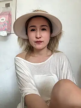 Snapshot of top1116 chatting on April 12, 2026, 2:37 am top1116 online show from April 12, 2026, 2:37 am