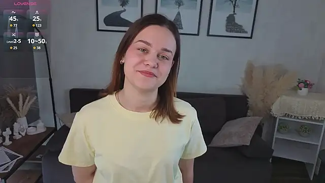 Snapshot of YonMarchak chatting on April 8, 2026, 11:22 am YonMarchak online show from April 8, 2026, 11:22 am