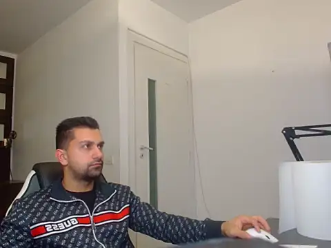 BryceReign online show from April 10, 2026, 4:19 am