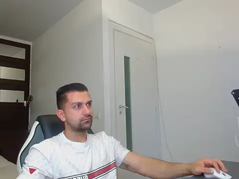 BryceReign online show from April 9, 2026, 4:25 am