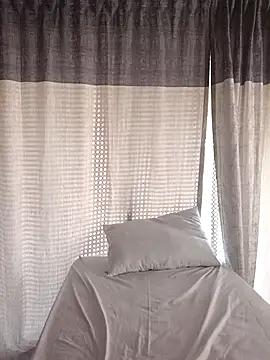 BabeThandi online show from April 3, 2026, 8:54 am