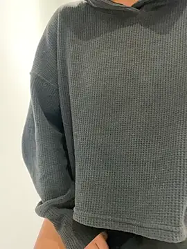 Sexyandtiny online show from April 4, 2026, 10:16 pm