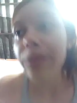 ESTRELLA-HOT- online show from April 8, 2026, 6:42 pm