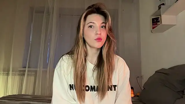 1Kellynaive online show from April 1, 2026, 4:15 pm