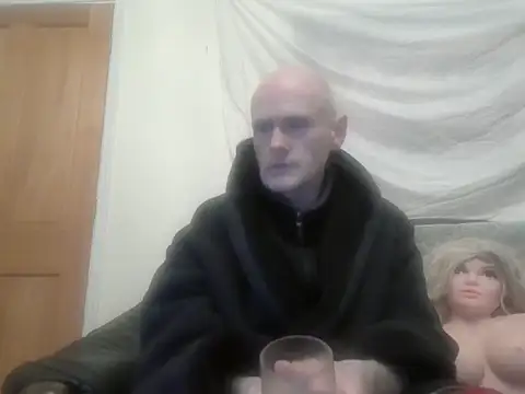 Useless Wanker online show from March 28, 2026, 3:18 am