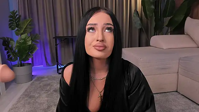 EmeraldKat online show from April 13, 2026, 2:43 pm